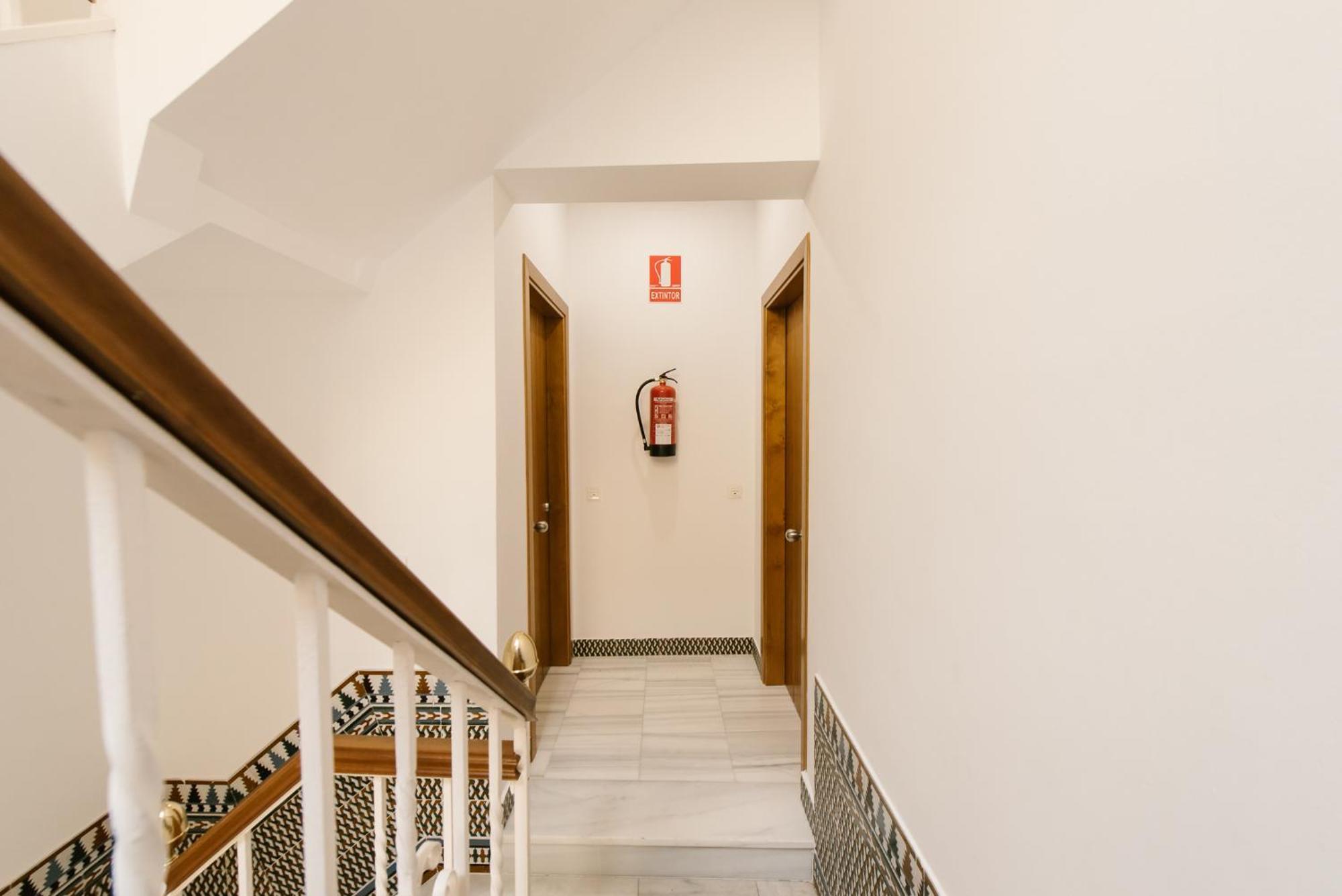 T2, Tirso De Molina, Apartamento Luminoso Y Tranquilo Sevilla Exteriör bild