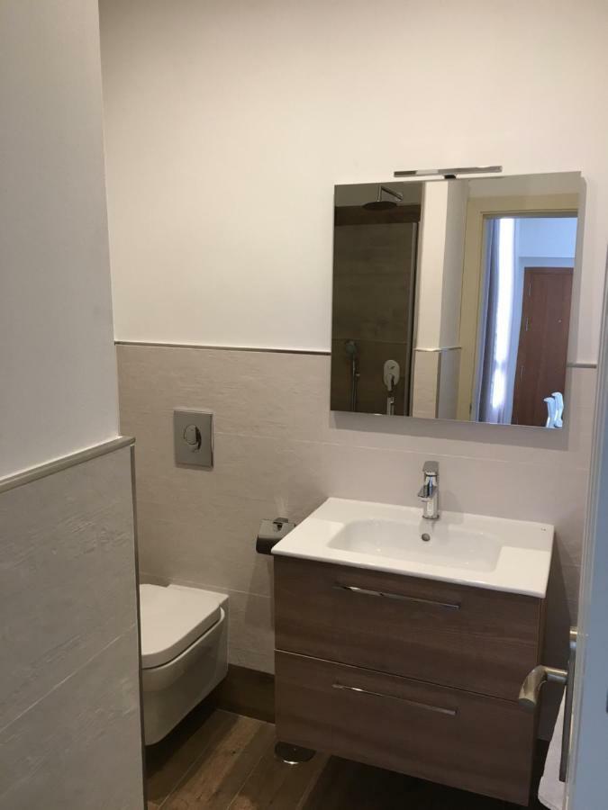 T2, Tirso De Molina, Apartamento Luminoso Y Tranquilo Sevilla Exteriör bild